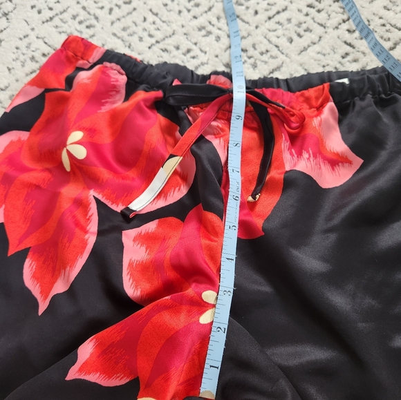 Natori Ginza Floral Print Pajama Set Silky Soft Comfy Sleepwear Black Red Size L - Picture 14 of 16